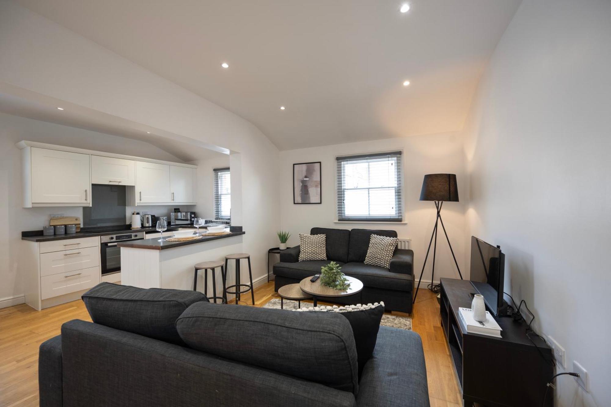 3-bedroom Charming House * Canterbury